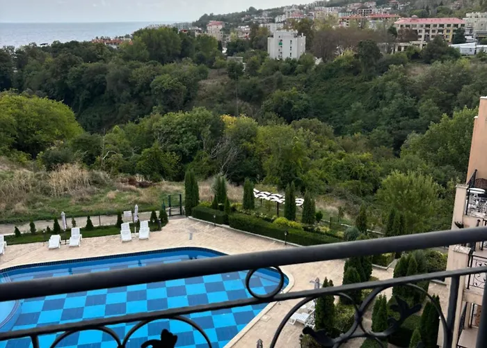 Blue Bay Апартамент *